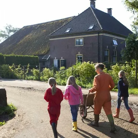 Hoeve De Pippert * Ophemert